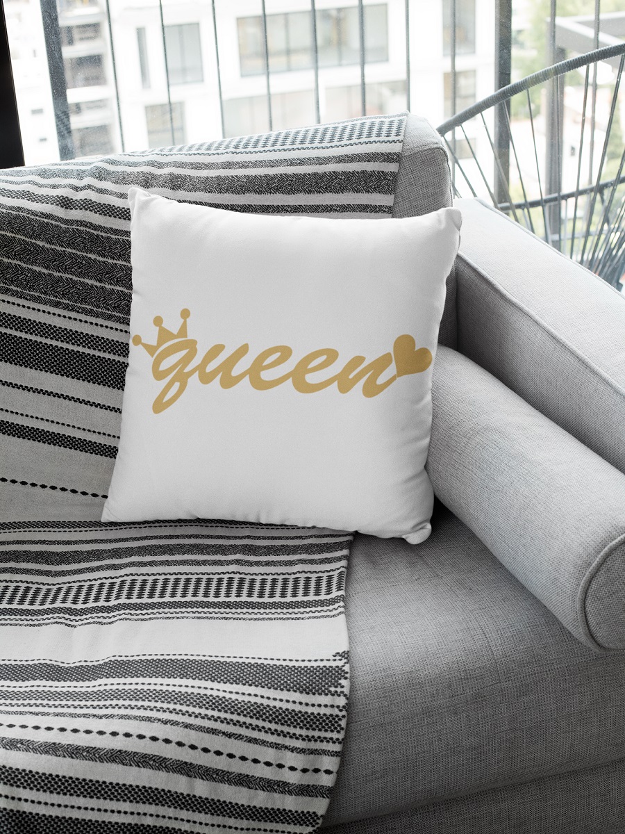  Queen pillow